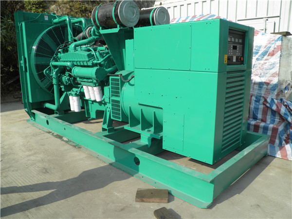 昌洒镇发电车出租-柴油发电机散热器怎样散热