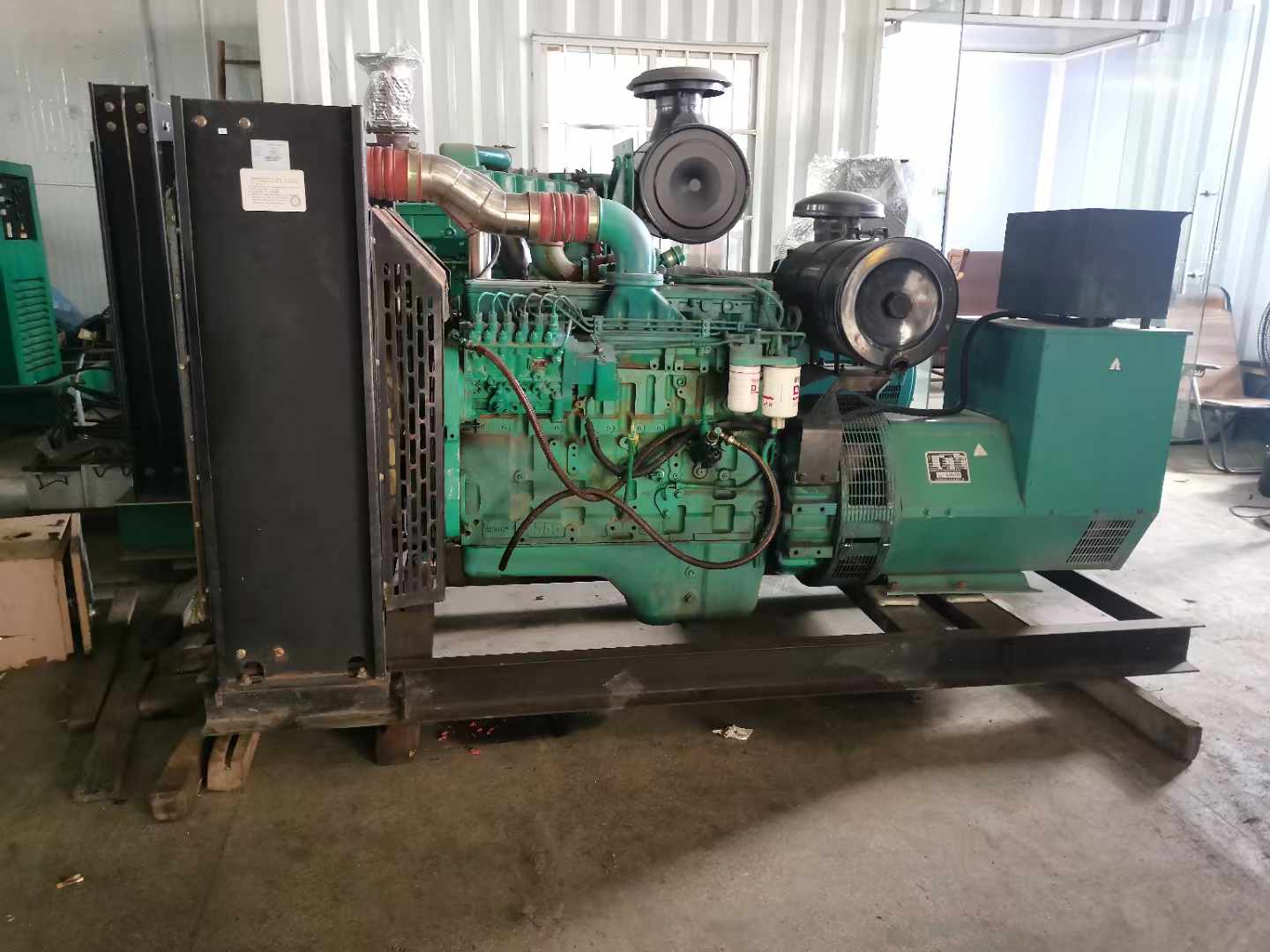 昌洒镇发电机租赁如何确定电缆的承载电流是否在安全范围内？