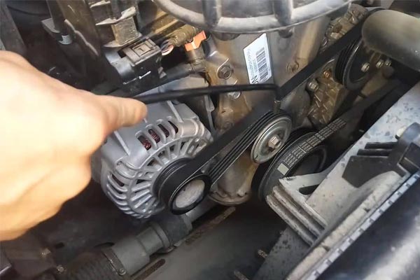 昌洒镇转速传感器的工作原理是什么？